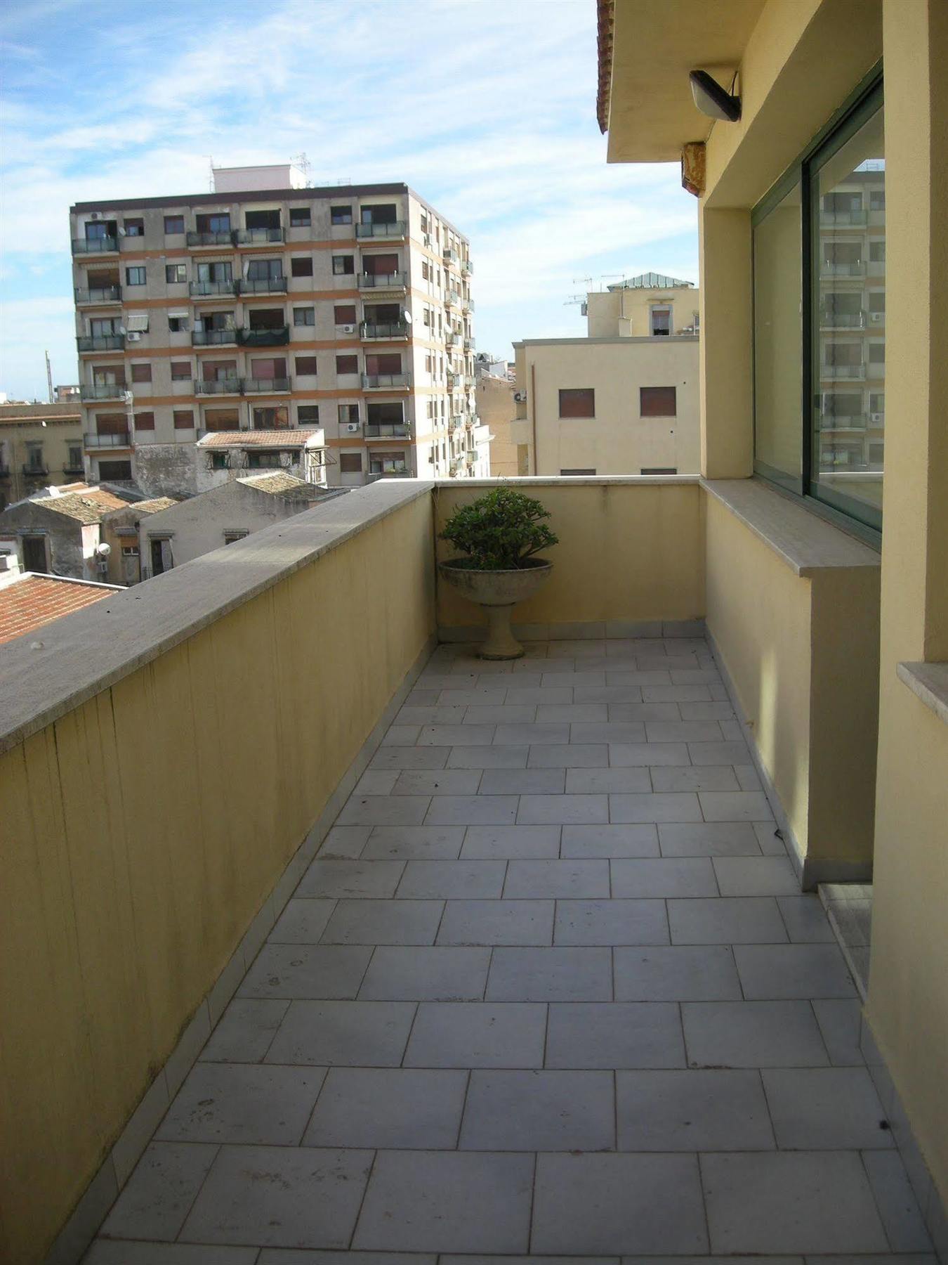 Imperial Apartment Palermo Luaran gambar